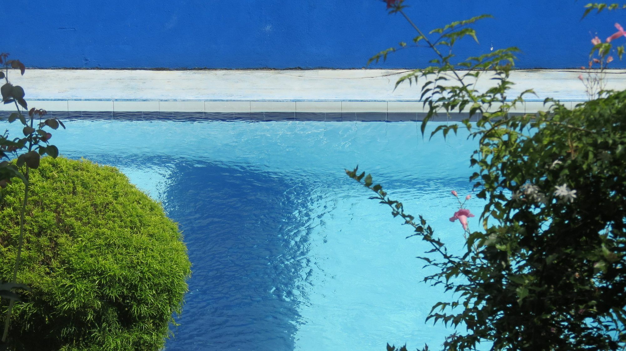 The Change Hotel Канди Екстериор снимка